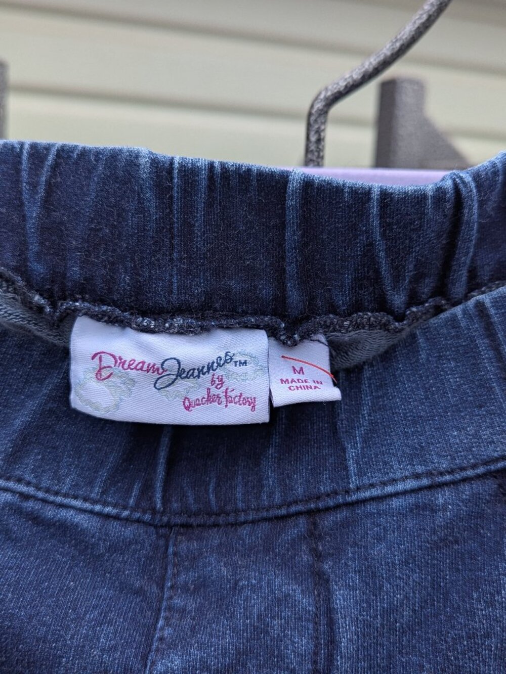 DreamJeannes by Quacker Factory Stretch Pull-On Jeans Medium Ankle Denim M - Picture 2 of 7